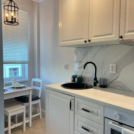 アパート Nearby The Sea- Elegant Retreat In ヴァルナ